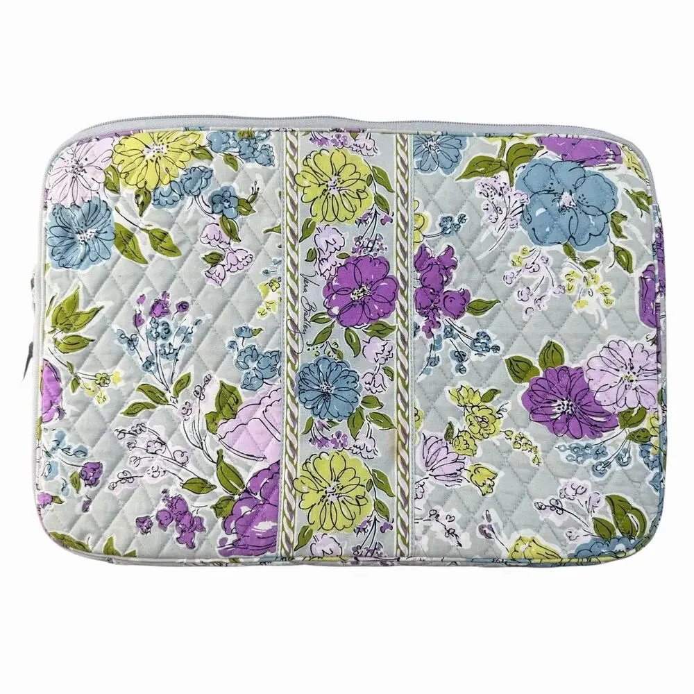 Vera Bradley 17